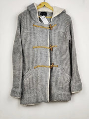 Buy online pre-used pre-loved 100% authentic & Original branded Zara (LS-17032) available in Pakistan. Top international brands avilable.