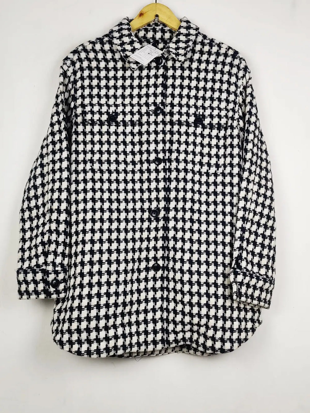 Buy online pre-used pre-loved 100% authentic & Original branded Marks & Spencer (LS-17035) available in Pakistan. Top international brands avilable.