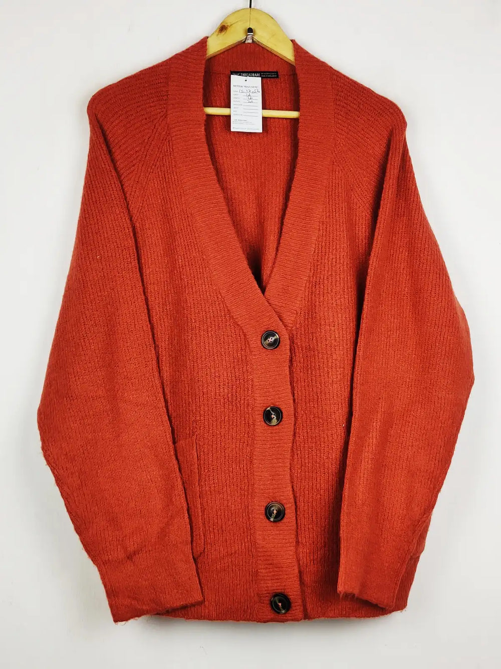Buy online pre-used pre-loved 100% authentic & Original branded Threadbare (LS-17056) available in Pakistan. Top international brands avilable.