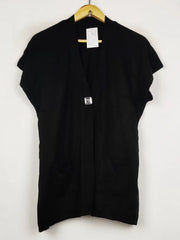 Buy online pre-used pre-loved 100% authentic & Original branded Unknown Brand (LS-17119) available in Pakistan. Top international brands avilable.