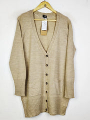 Buy online pre-used pre-loved 100% authentic & Original branded H&M (LS-17139) available in Pakistan. Top international brands avilable.