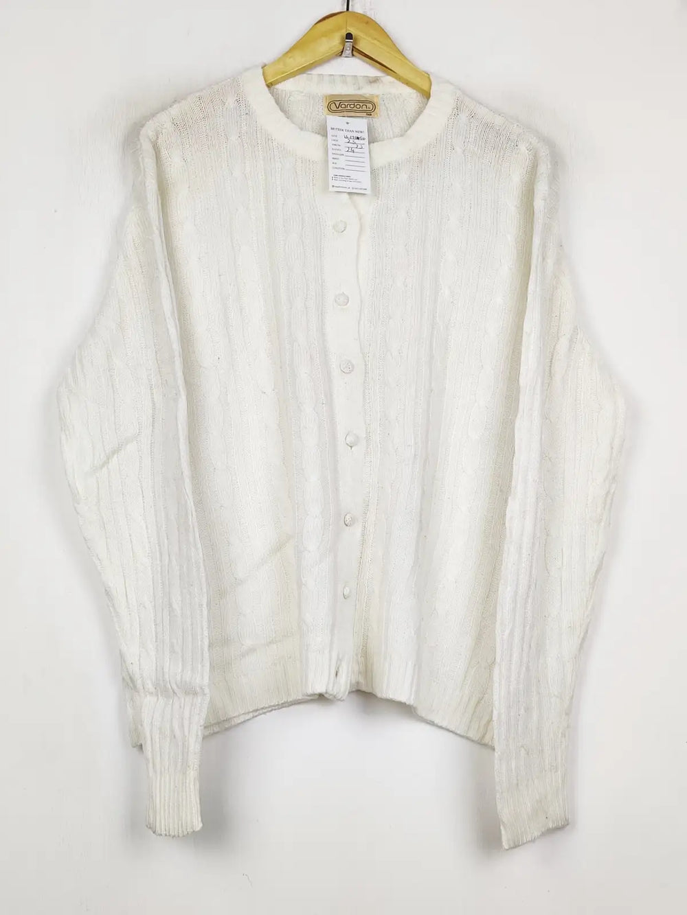Buy online pre-used pre-loved 100% authentic & Original branded Vardon (LS-17150) available in Pakistan. Top international brands avilable.