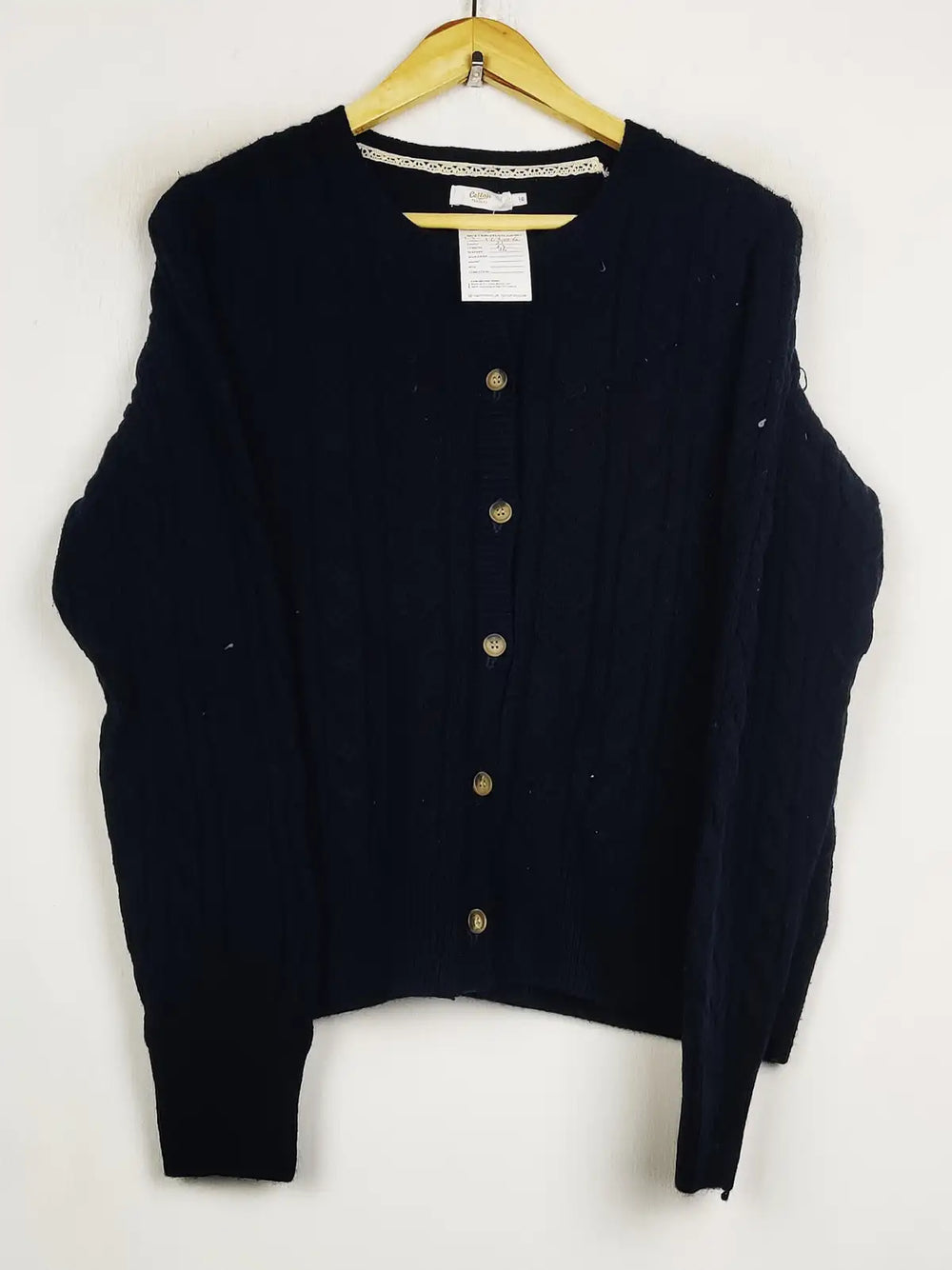 Buy online pre-used pre-loved 100% authentic & Original branded Cotton Candy (LS-17163) available in Pakistan. Top international brands avilable.