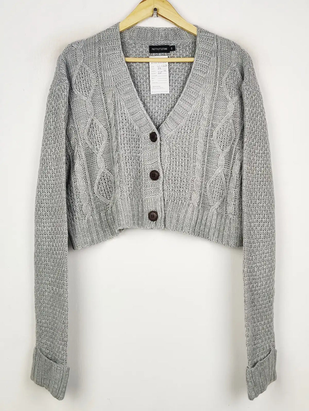 Buy online pre-used pre-loved 100% authentic & Original branded Prettylittlething (LS-17179) available in Pakistan. Top international brands avilable.
