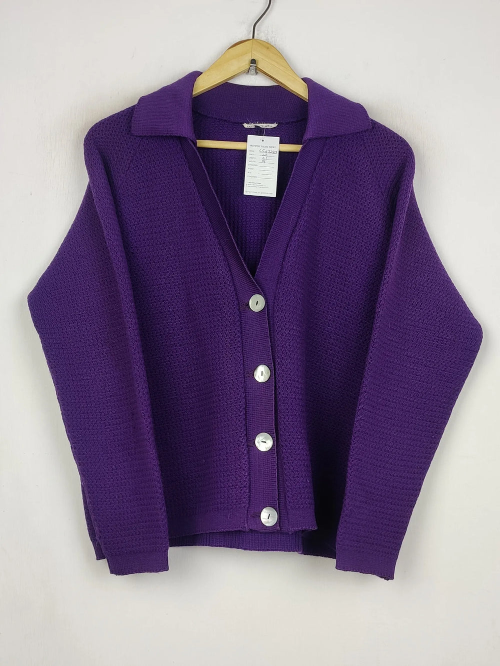 Buy online pre-used pre-loved 100% authentic & Original branded Unknown Brand (LS-17243) available in Pakistan. Top international brands avilable.