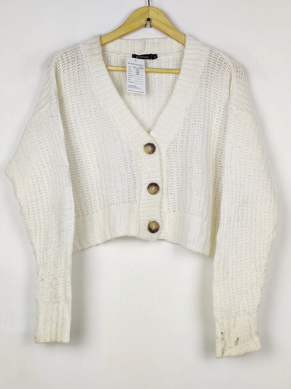 Buy online pre-used pre-loved 100% authentic & Original branded Boohoo (LS-17251) available in Pakistan. Top international brands avilable.