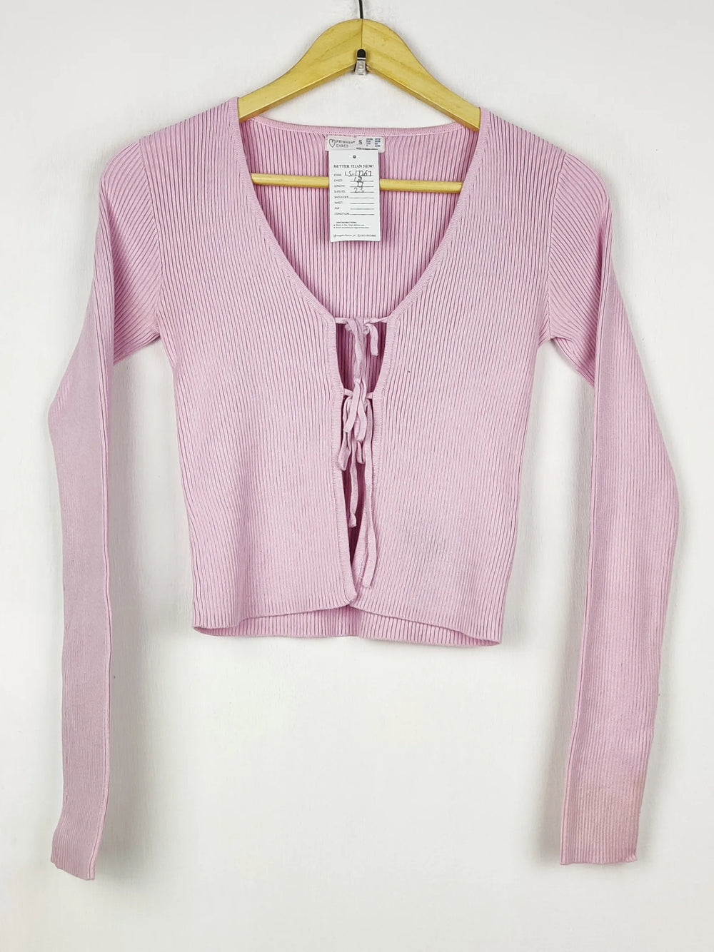 Buy online pre-used pre-loved 100% authentic & Original branded Primark (LS-17267) available in Pakistan. Top international brands avilable.