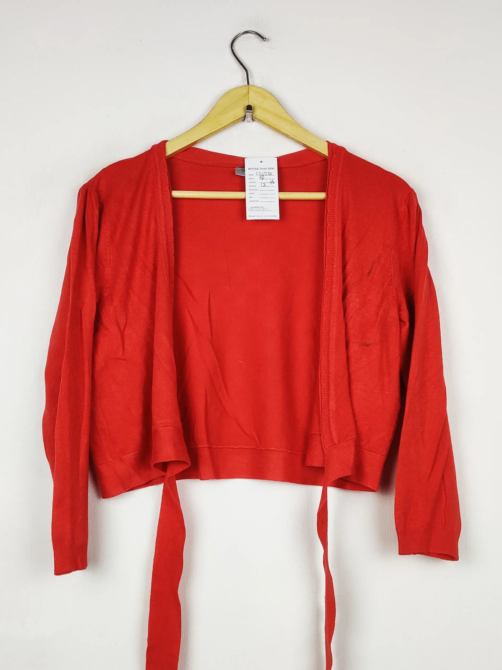 Buy online pre-used pre-loved 100% authentic & Original branded Wallis (LS-17270) available in Pakistan. Top international brands avilable.