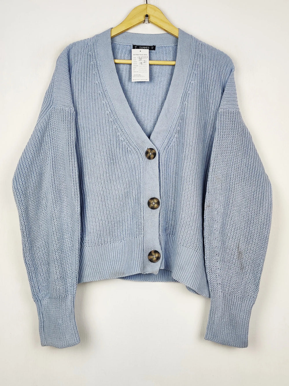 Buy online pre-used pre-loved 100% authentic & Original branded Dunnes Stores (LS-17273) available in Pakistan. Top international brands avilable.