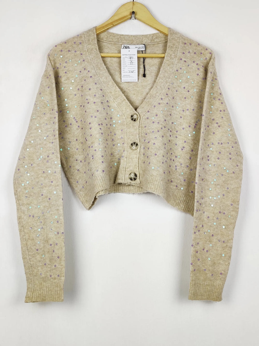 Buy online pre-used pre-loved 100% authentic & Original branded Zara (LS-17331) available in Pakistan. Top international brands avilable.