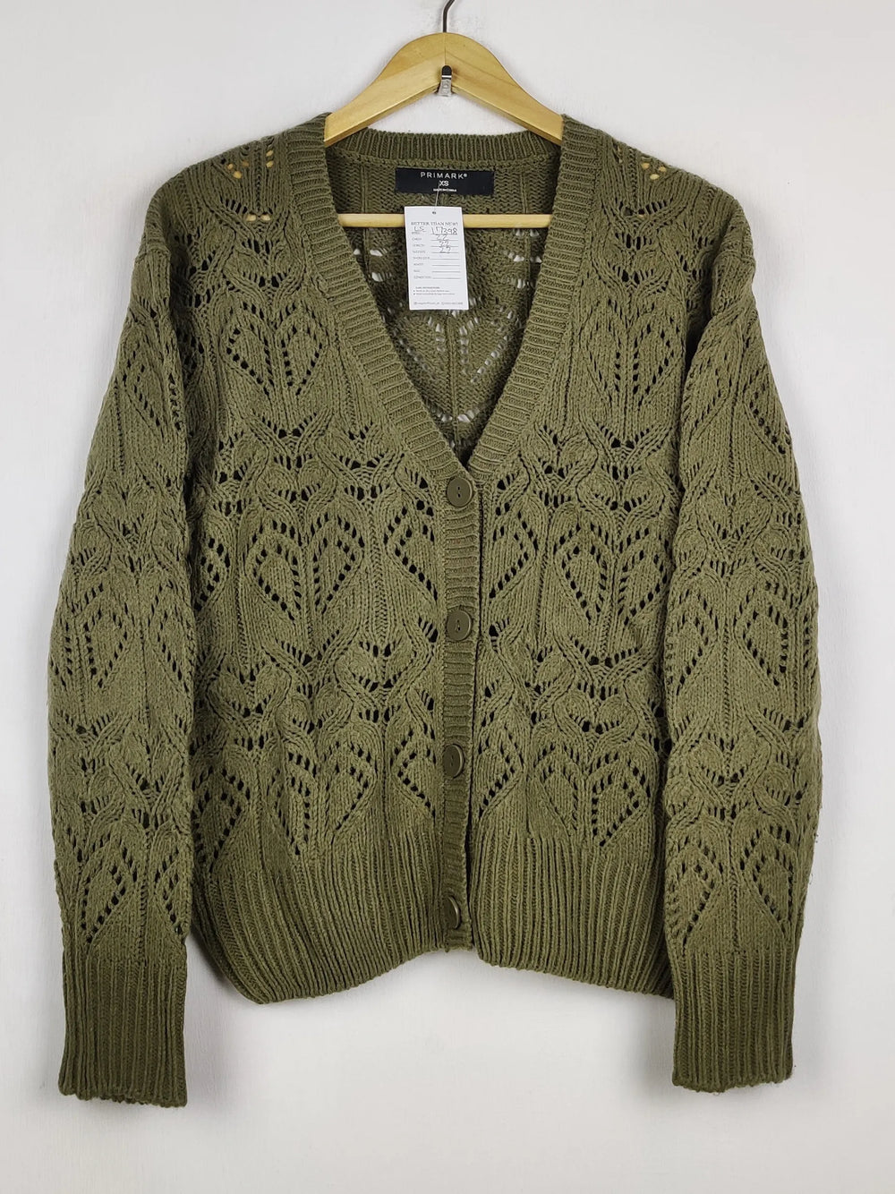 Buy online pre-used pre-loved 100% authentic & Original branded Primark (LS-17398) available in Pakistan. Top international brands avilable.