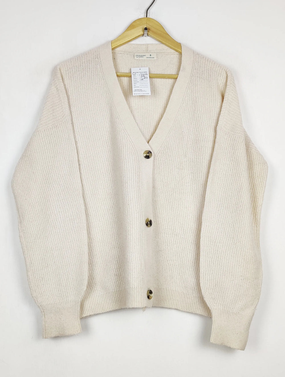 Buy online pre-used pre-loved 100% authentic & Original branded Primark (LS-17406) available in Pakistan. Top international brands avilable.
