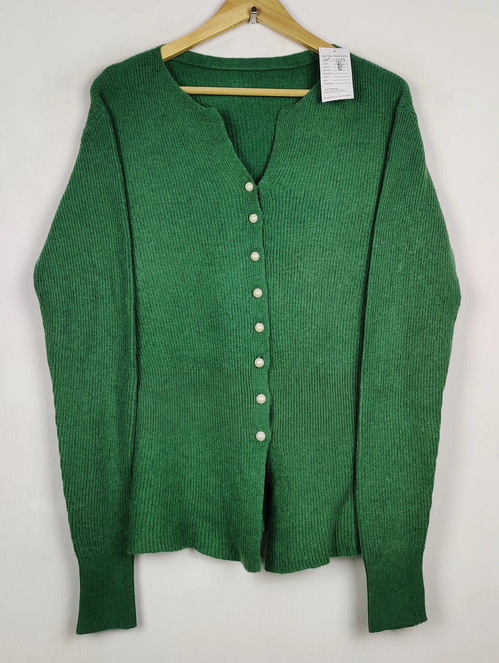 Buy online pre-used pre-loved 100% authentic & Original branded Unknown Brand (LS-17409) available in Pakistan. Top international brands avilable.