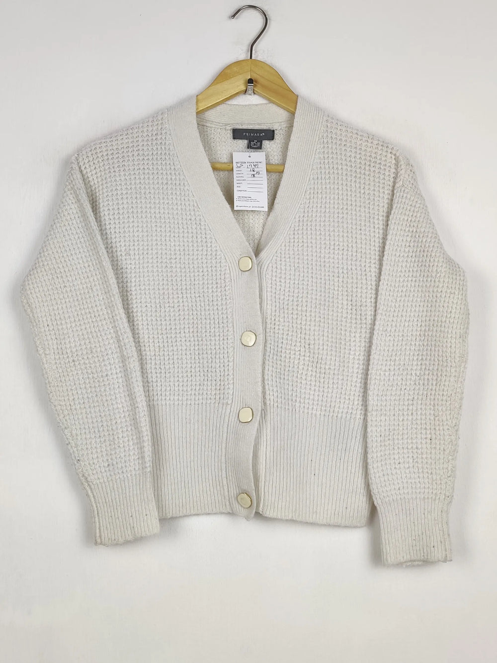 Buy online pre-used pre-loved 100% authentic & Original branded Primark (LS-17417) available in Pakistan. Top international brands avilable.