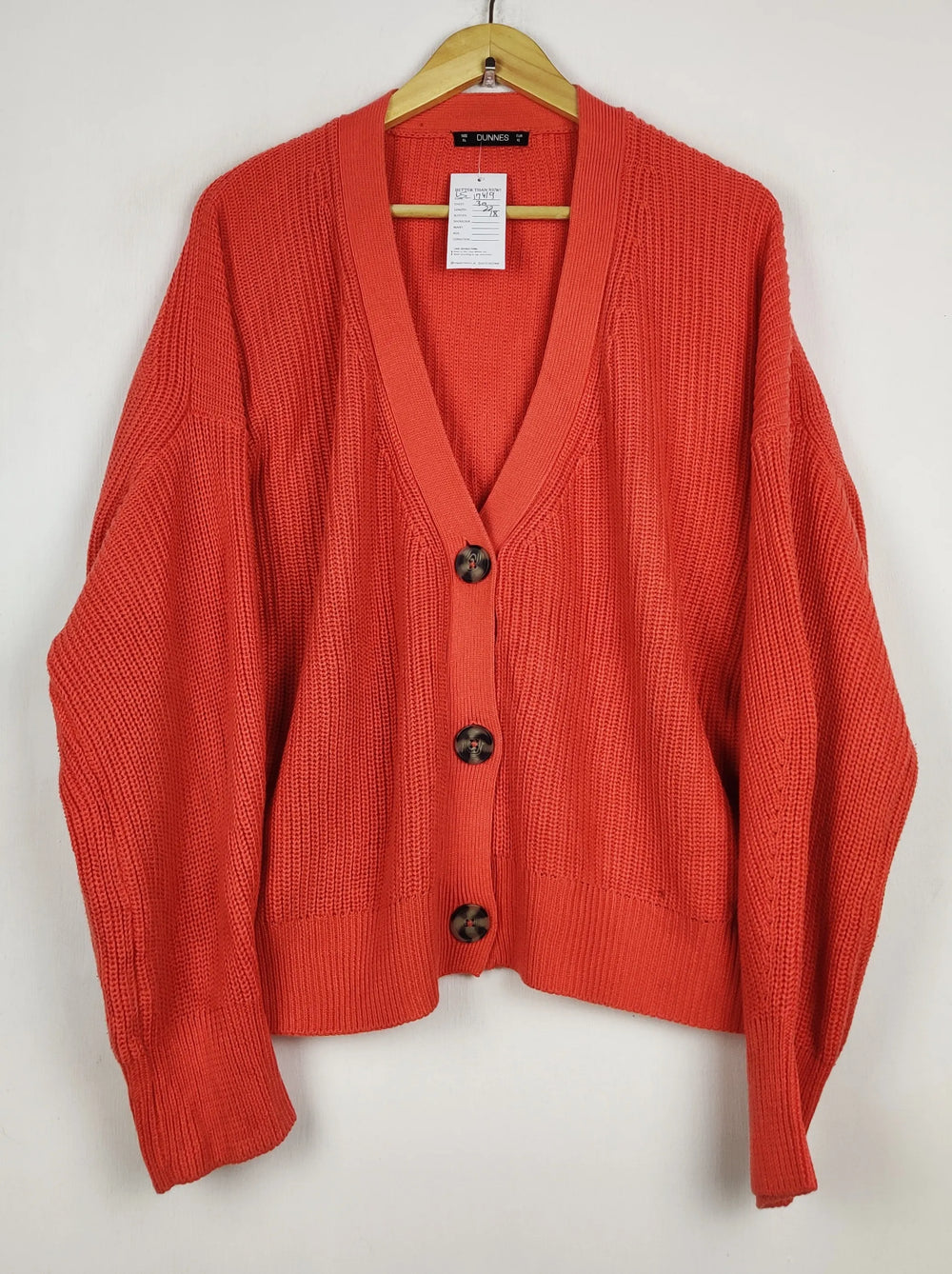 Buy online pre-used pre-loved 100% authentic & Original branded Dunnes Stores (LS-17419) available in Pakistan. Top international brands avilable.