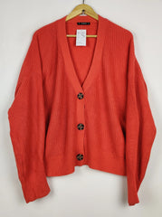 Buy online pre-used pre-loved 100% authentic & Original branded Dunnes Stores (LS-17419) available in Pakistan. Top international brands avilable.