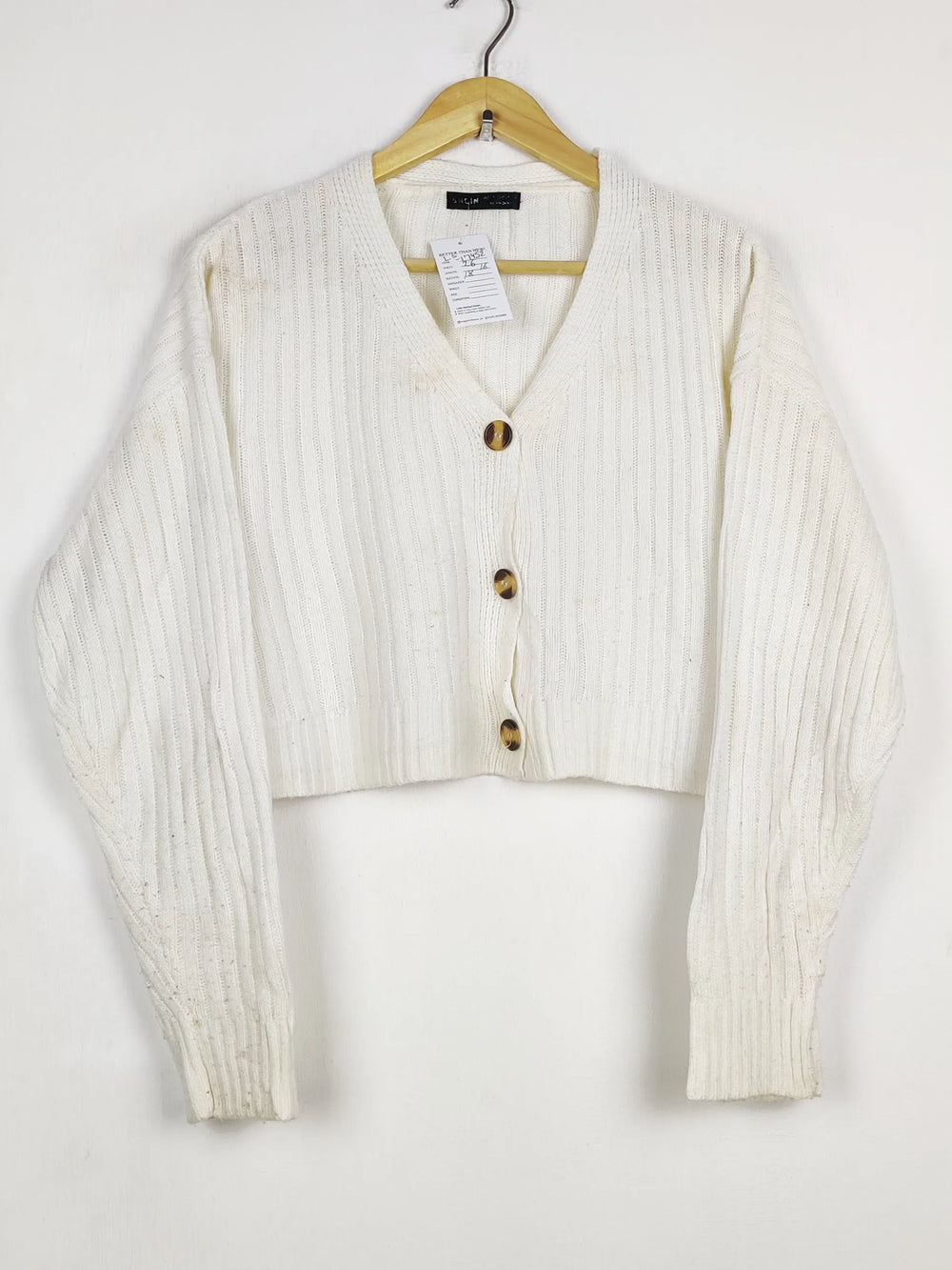 Buy online pre-used pre-loved 100% authentic & Original branded Dunnes Stores (LS-17452) available in Pakistan. Top international brands avilable.