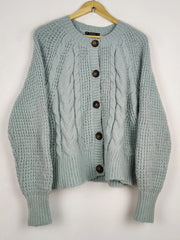 Buy online pre-used pre-loved 100% authentic & Original branded Primark (LS-17480) available in Pakistan. Top international brands avilable.