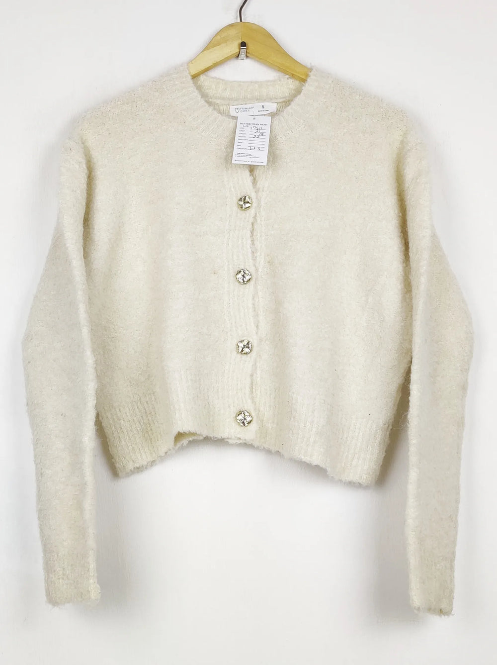 Buy online pre-used pre-loved 100% authentic & Original branded Primark (LS-17511) available in Pakistan. Top international brands avilable.