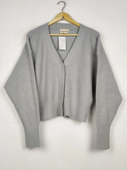 Buy online pre-used pre-loved 100% authentic & Original branded H&M (LS-17523) available in Pakistan. Top international brands avilable.