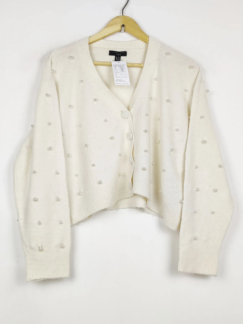 Buy online pre-used pre-loved 100% authentic & Original branded New Look (LS-17554) available in Pakistan. Top international brands avilable.