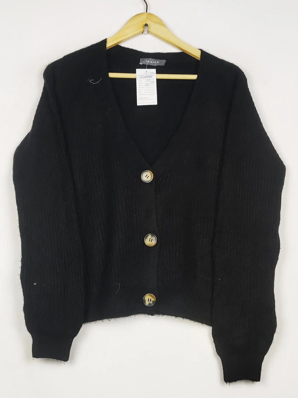 Buy online pre-used pre-loved 100% authentic & Original branded Primark (LS-17574) available in Pakistan. Top international brands avilable.
