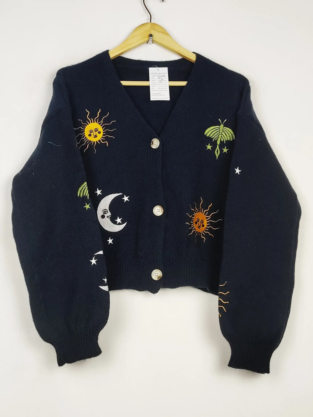 Buy online pre-used pre-loved 100% authentic & Original branded Unknown Brand (LS-17583) available in Pakistan. Top international brands avilable.
