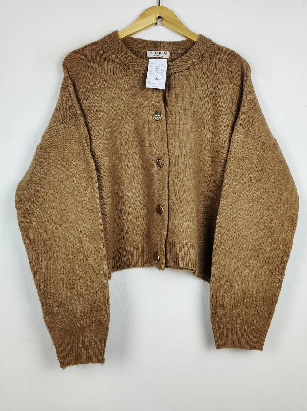 Buy online pre-used pre-loved 100% authentic & Original branded F&F (LS-17615) available in Pakistan. Top international brands avilable.