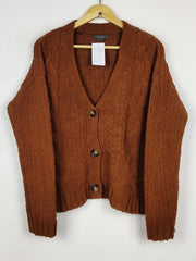 Buy online pre-used pre-loved 100% authentic & Original branded Primark (LS-17656) available in Pakistan. Top international brands avilable.