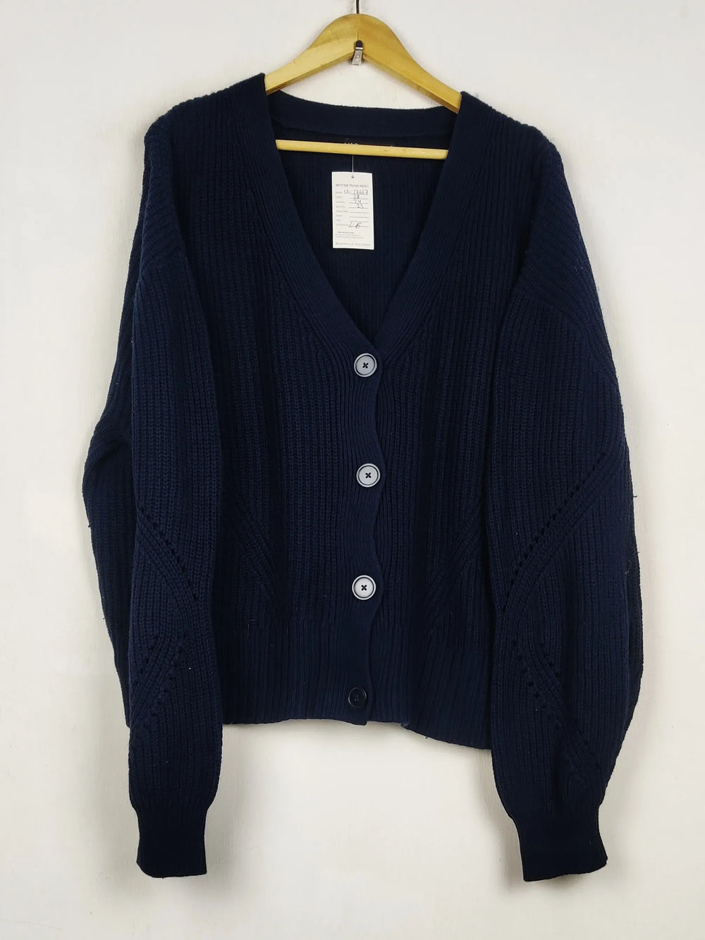 Buy online pre-used pre-loved 100% authentic & Original branded Marks & Spencer (LS-17667) available in Pakistan. Top international brands avilable.