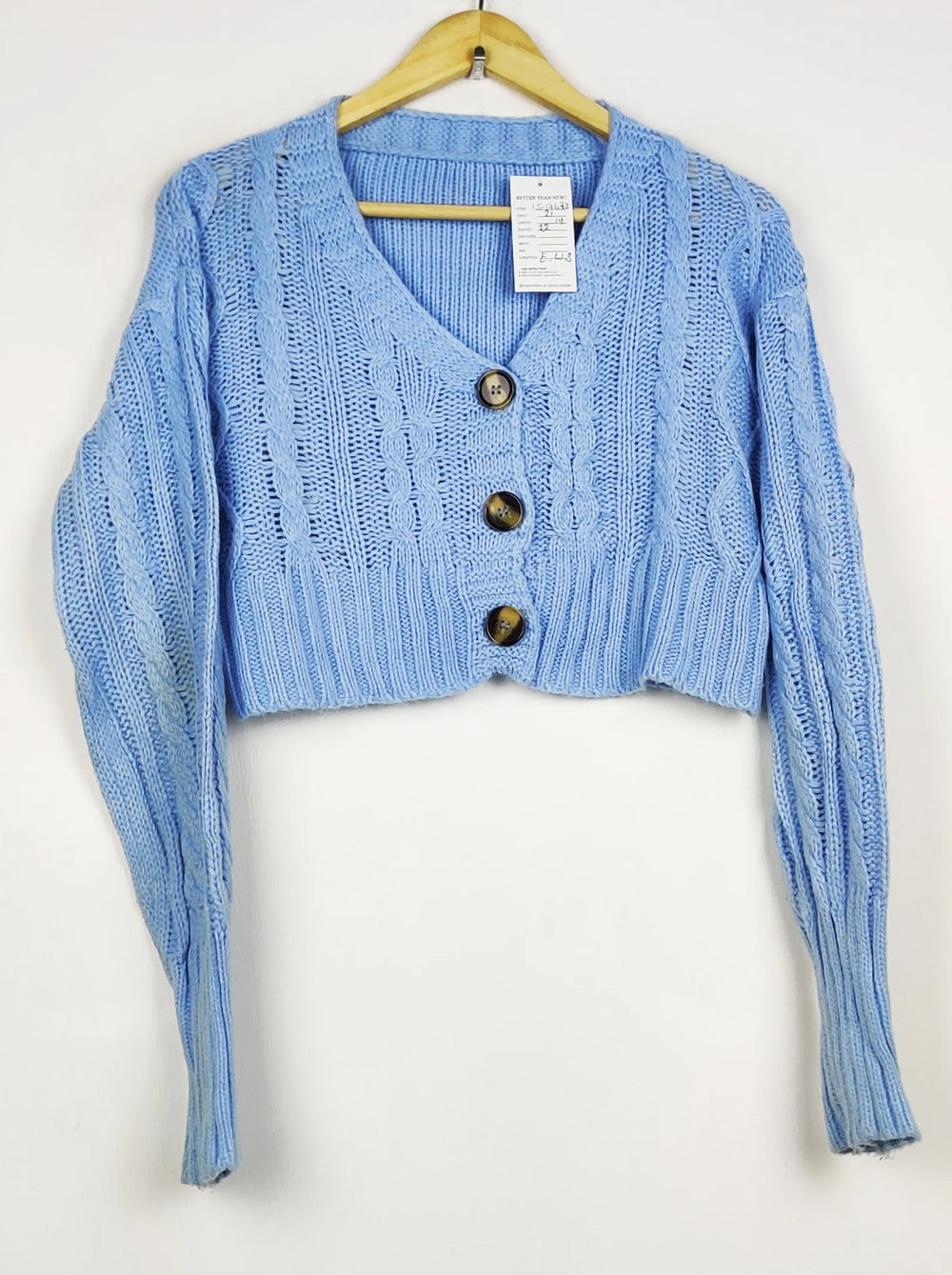 Buy online pre-used pre-loved 100% authentic & Original branded Unknown Brand (LS-17673) available in Pakistan. Top international brands avilable.