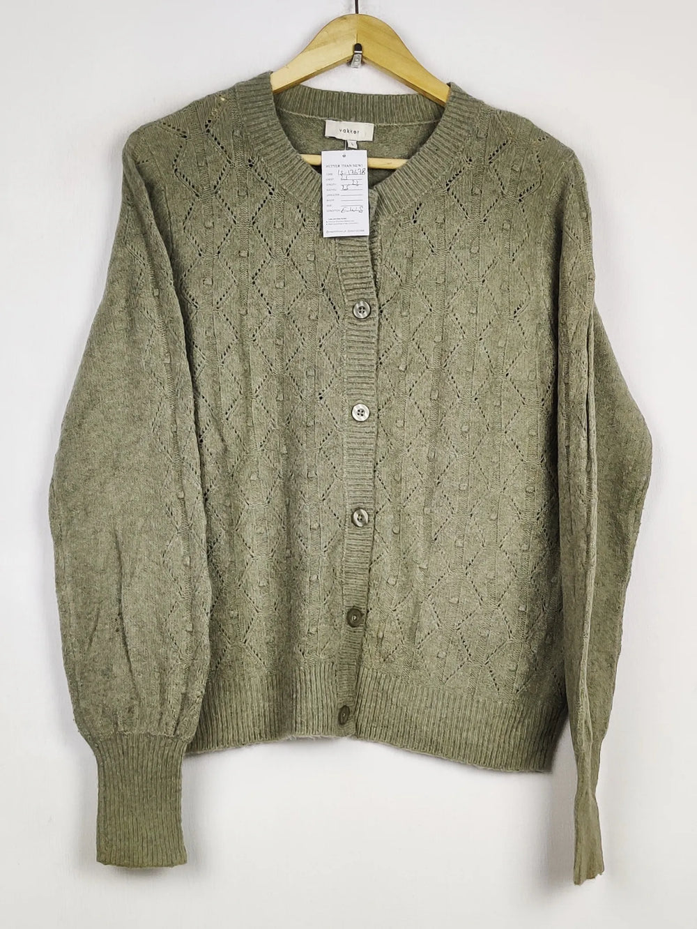 Buy online pre-used pre-loved 100% authentic & Original branded Vakker (LS-17678) available in Pakistan. Top international brands avilable.
