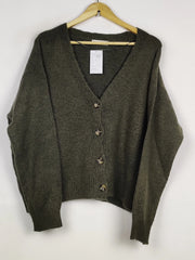 Buy online pre-used pre-loved 100% authentic & Original branded Mango (LS-17686) available in Pakistan. Top international brands avilable.