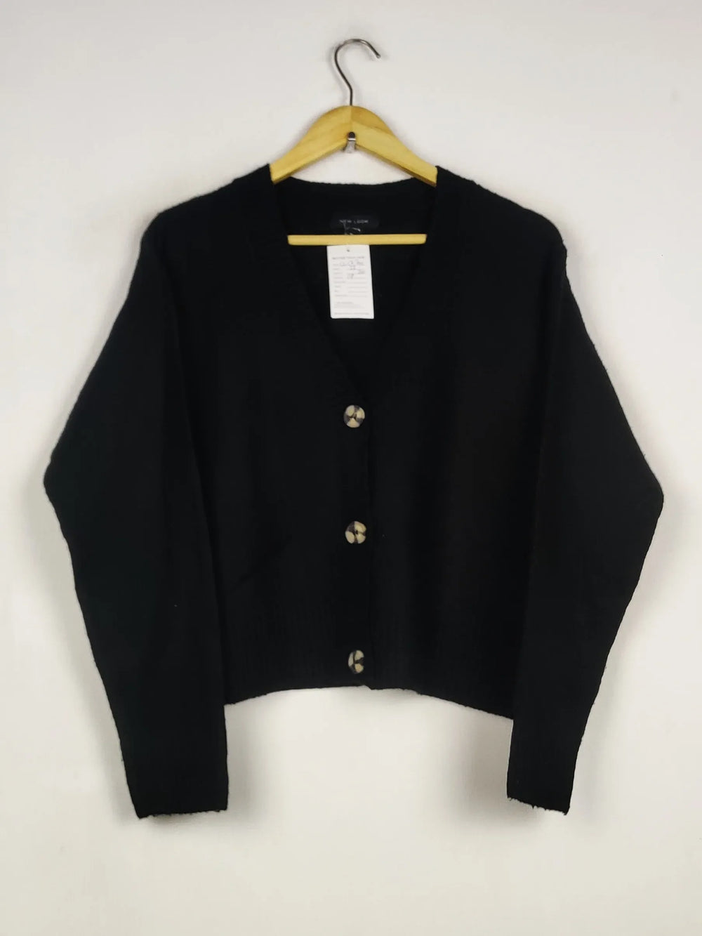 Buy online pre-used pre-loved 100% authentic & Original branded New Look (LS-17701) available in Pakistan. Top international brands avilable.