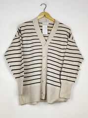 Buy online pre-used pre-loved 100% authentic & Original branded Primark (LS-17710) available in Pakistan. Top international brands avilable.