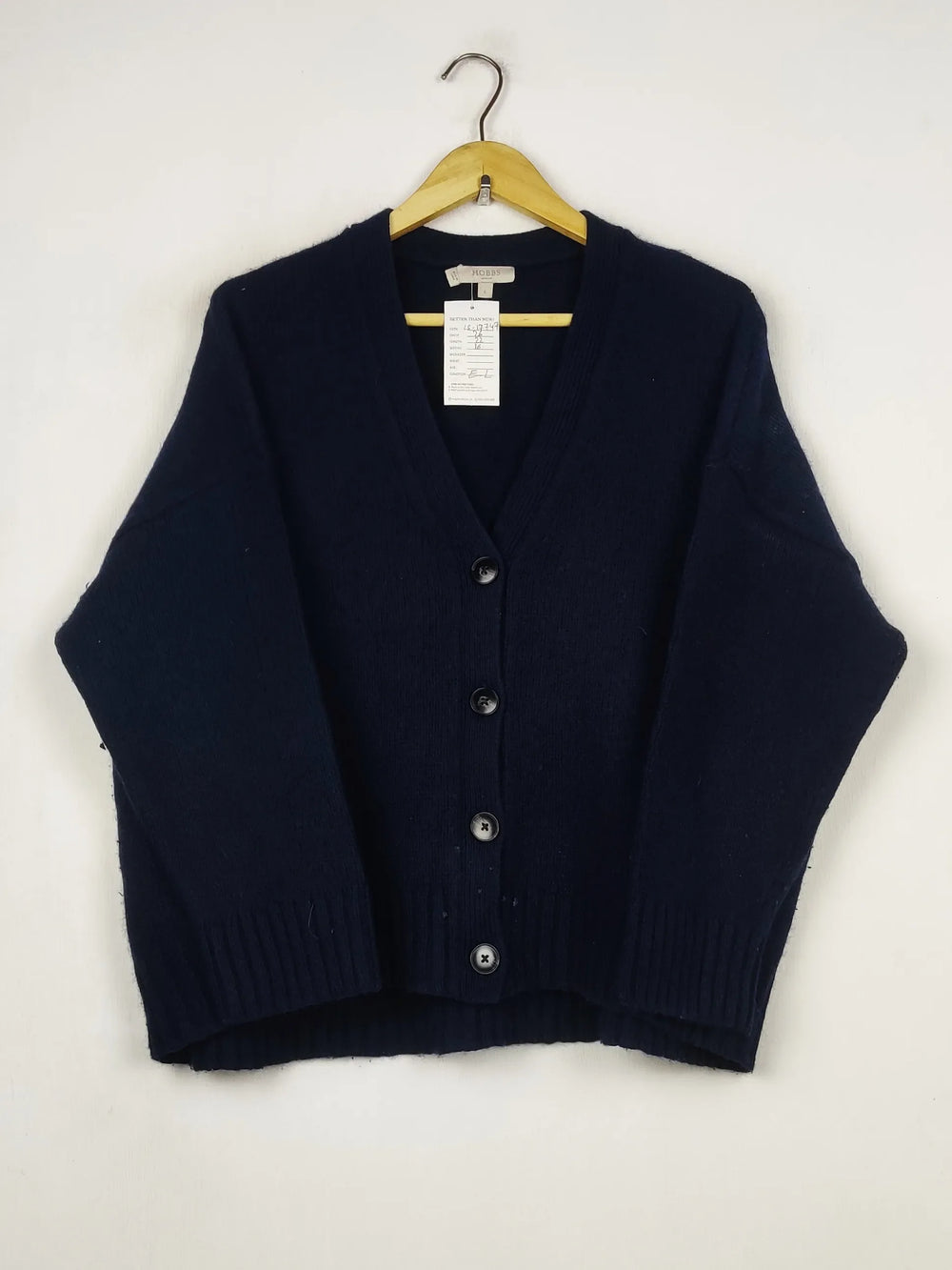 Buy online pre-used pre-loved 100% authentic & Original branded Hobbs (LS-17747) available in Pakistan. Top international brands avilable.