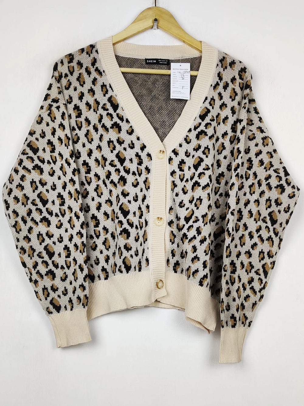 Buy online pre-used pre-loved 100% authentic & Original branded Shein (LS-17749) available in Pakistan. Top international brands avilable.