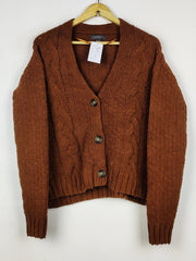 Buy online pre-used pre-loved 100% authentic & Original branded Primark (LS-17773) available in Pakistan. Top international brands avilable.