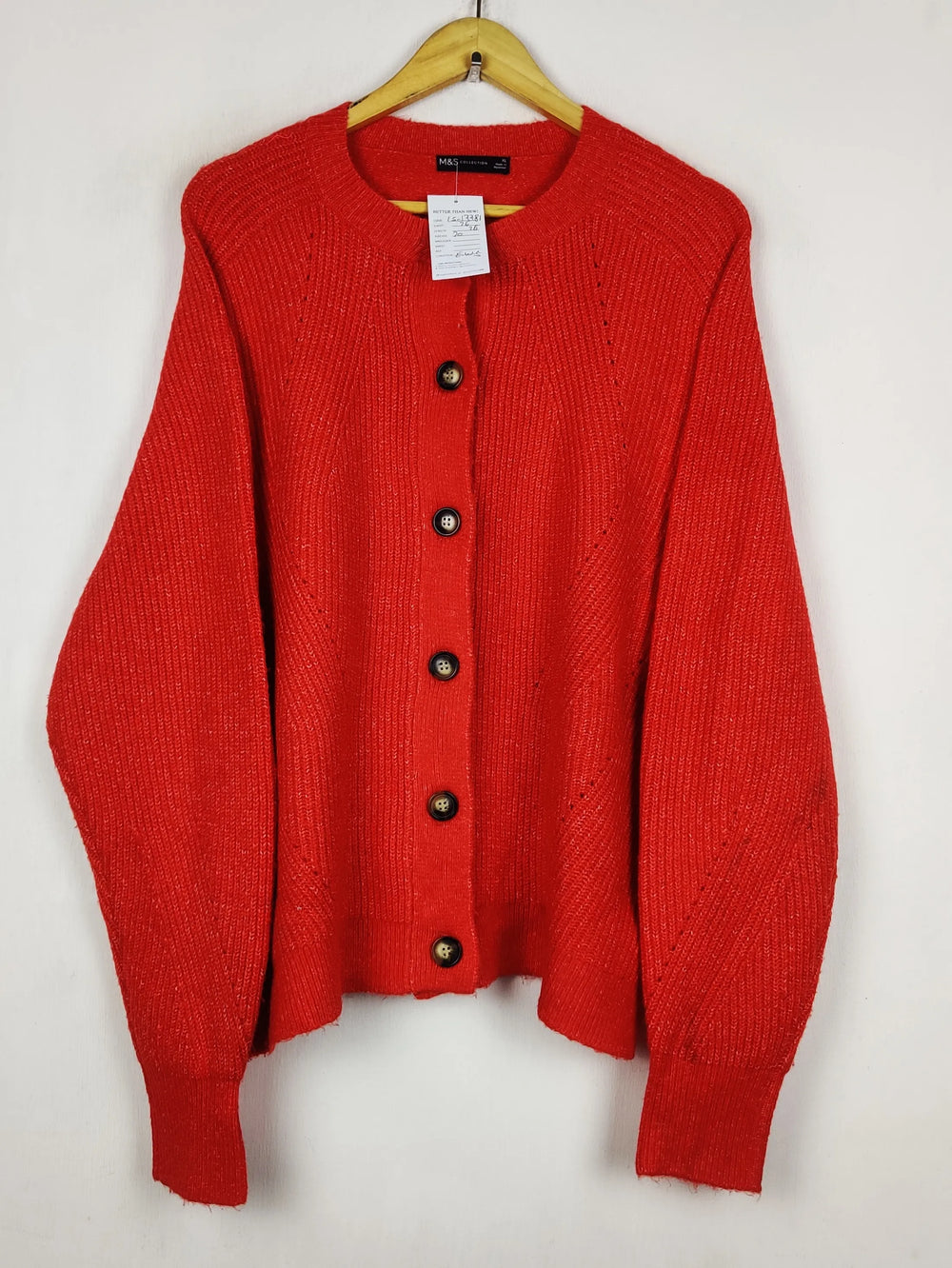 Buy online pre-used pre-loved 100% authentic & Original branded Marks & Spencer (LS-17781) available in Pakistan. Top international brands avilable.