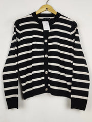 Buy online pre-used pre-loved 100% authentic & Original branded Et Vous (LS-17800) available in Pakistan. Top international brands avilable.