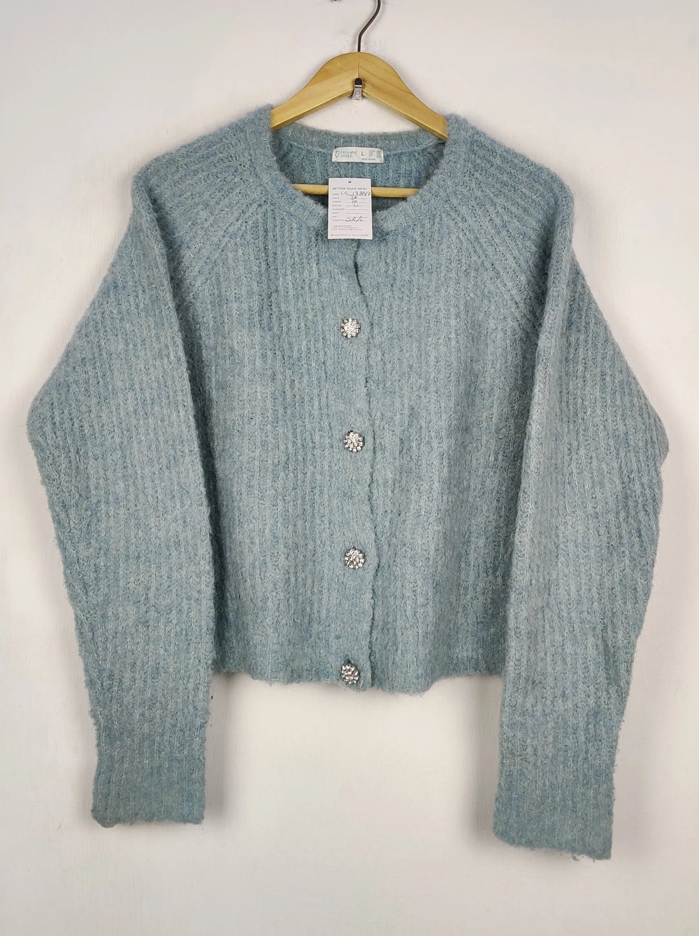 Buy online pre-used pre-loved 100% authentic & Original branded Primark (LS-17847) available in Pakistan. Top international brands avilable.