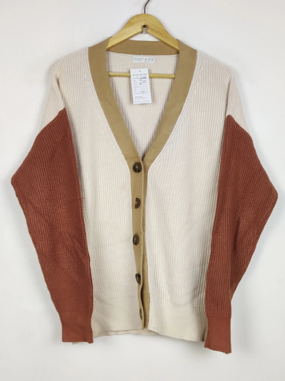 Buy online pre-used pre-loved 100% authentic & Original branded Primark (LS-17885) available in Pakistan. Top international brands avilable.