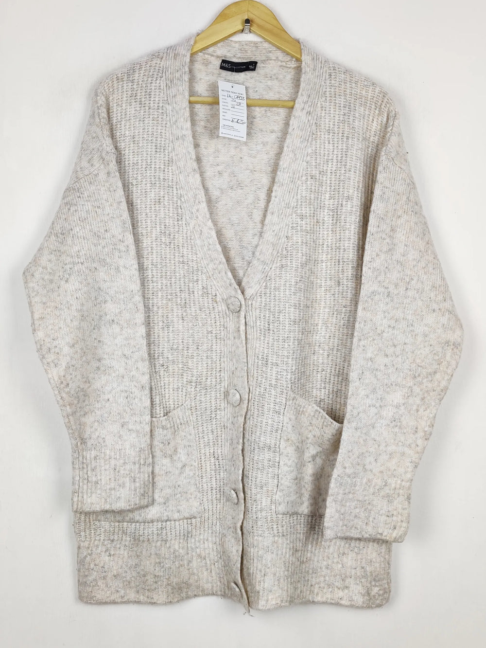Buy online pre-used pre-loved 100% authentic & Original branded Mark & Spencer (LS-17933) available in Pakistan. Top international brands avilable.