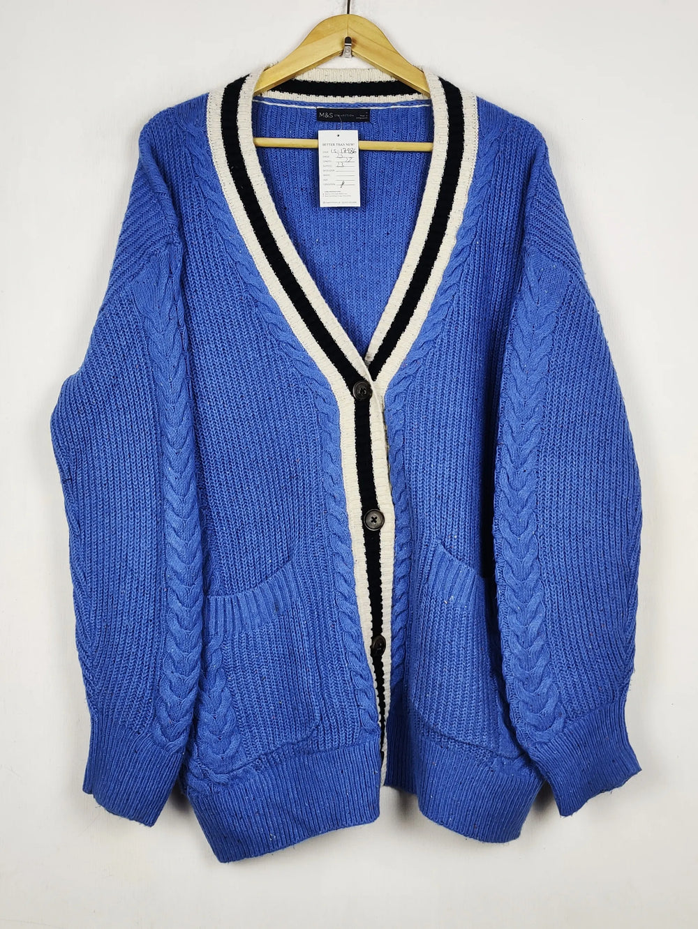 Buy online pre-used pre-loved 100% authentic & Original branded Marks & Spencer (LS-17986) available in Pakistan. Top international brands avilable.