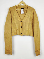 Buy online pre-used pre-loved 100% authentic & Original branded Prettylittlething (LS-17992) available in Pakistan. Top international brands avilable.