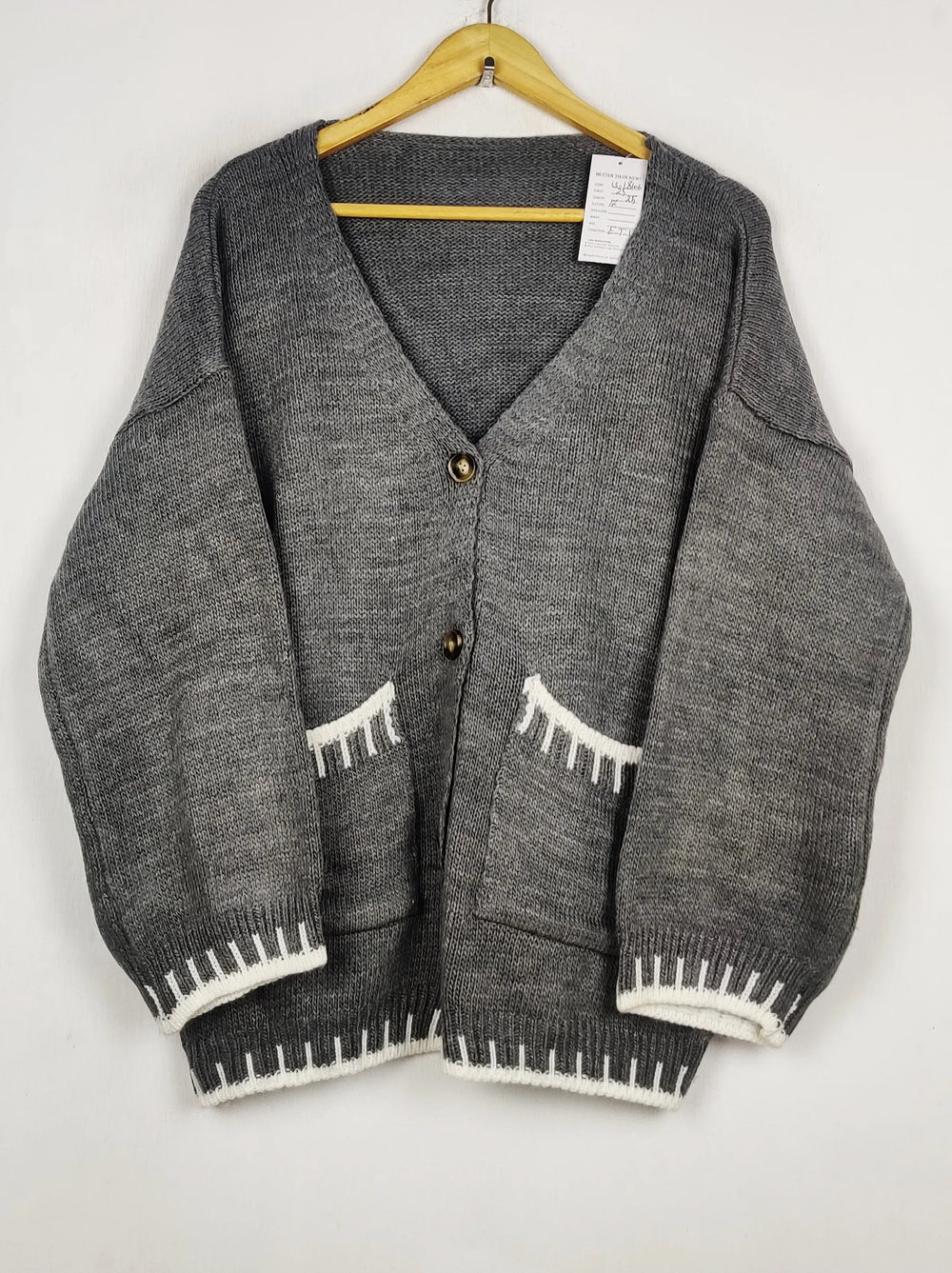 Buy online pre-used pre-loved 100% authentic & Original branded Unknown Brand (LS-18106) available in Pakistan. Top international brands avilable.