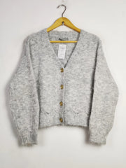 Buy online pre-used pre-loved 100% authentic & Original branded Oliver Bonas (LS-18230) available in Pakistan. Top international brands avilable.