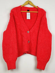 Buy online pre-used pre-loved 100% authentic & Original branded River Island (LS-18287) available in Pakistan. Top international brands avilable.