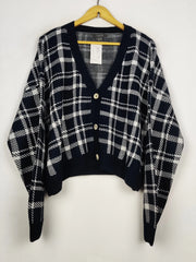 Buy online pre-used pre-loved 100% authentic & Original branded Primark (LS-18413) available in Pakistan. Top international brands avilable.