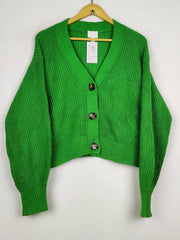 Buy online pre-used pre-loved 100% authentic & Original branded H&M (LS-18414) available in Pakistan. Top international brands avilable.